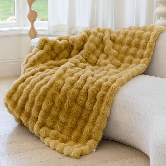 Cozy Cloud Faux Fur Blanket